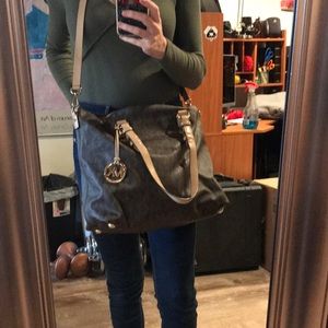 Michael kors crossbody bag